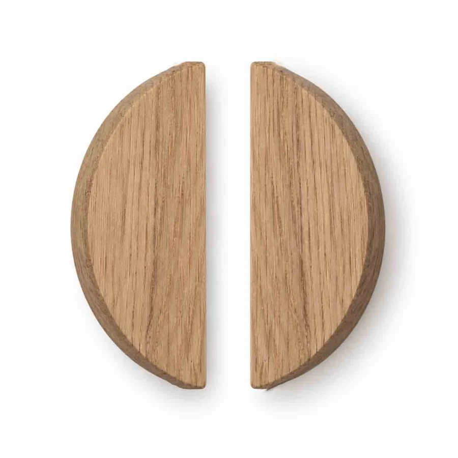 Bouton de porte demi-lune en chêne massif – finition huilée mate